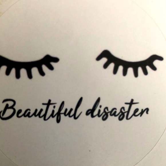 18/25 faux lashes - Picture 1 of 4